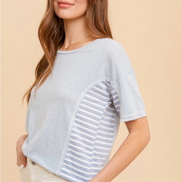 #37 ** LAST ONE** NEW BLUE STRIPED TOP💕 - Picture 3 of 4